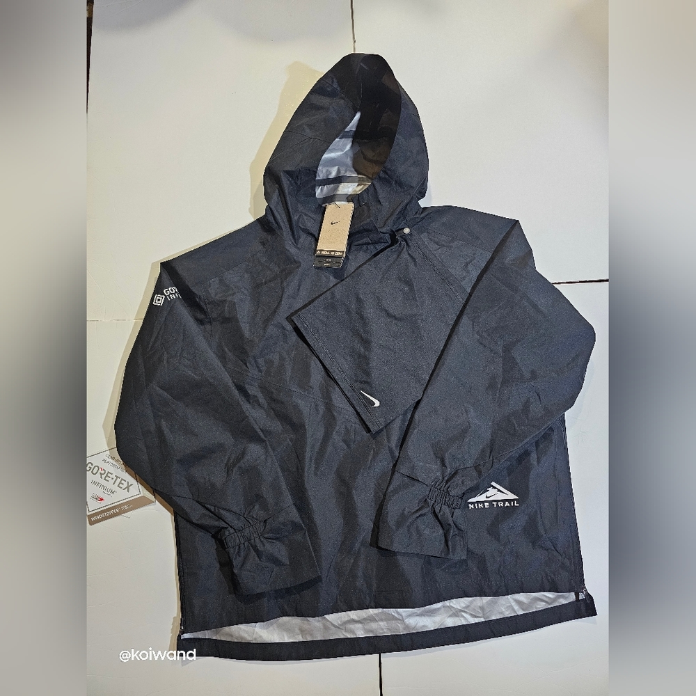 Nike Women's Trail Jacket Black Windstopper Size XL